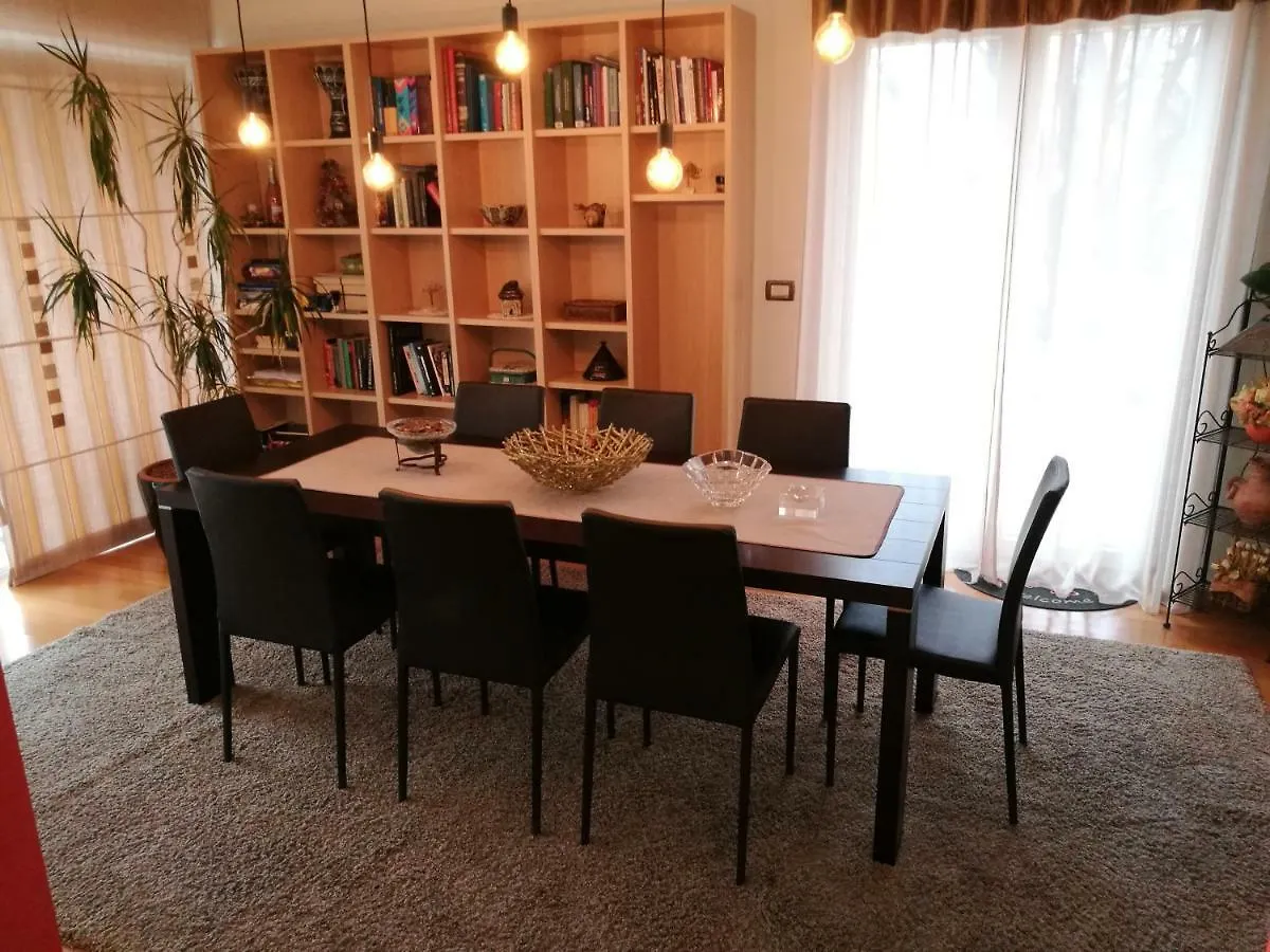 Apartments In Villa Azra Rijeka